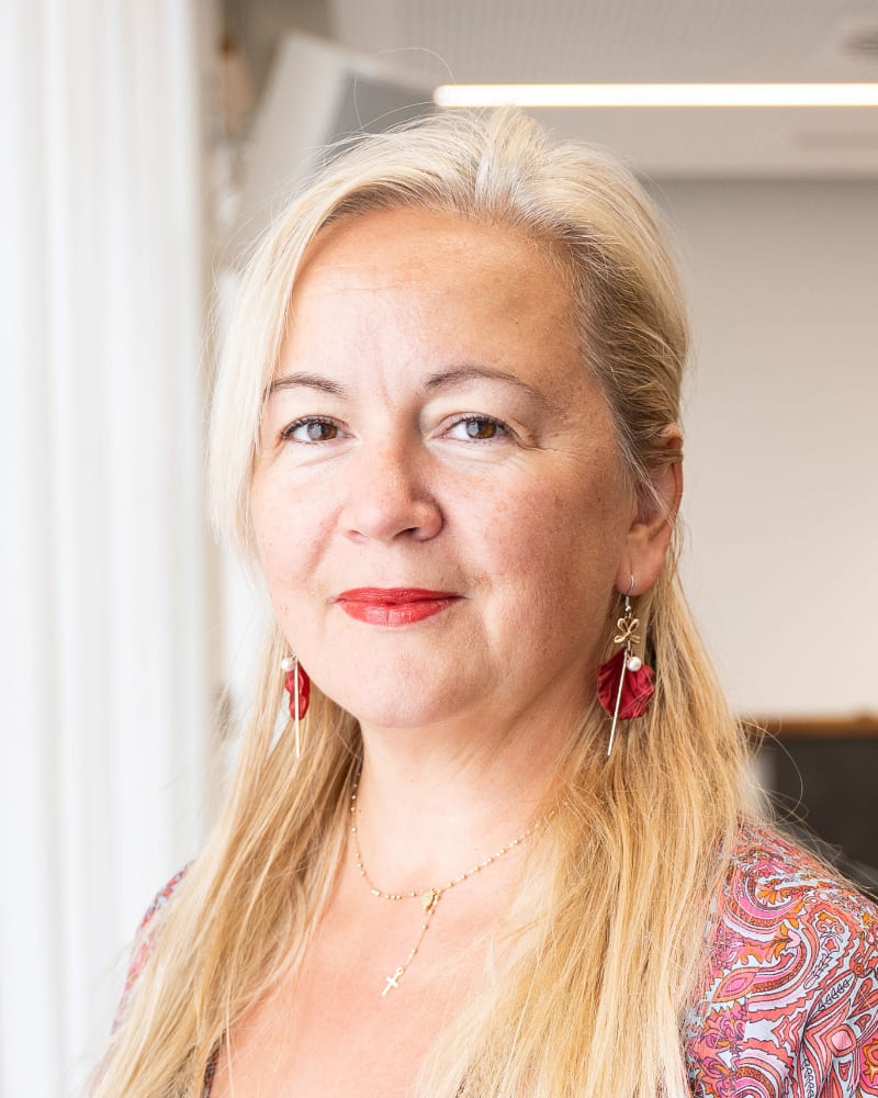 Hajnalka Fuer